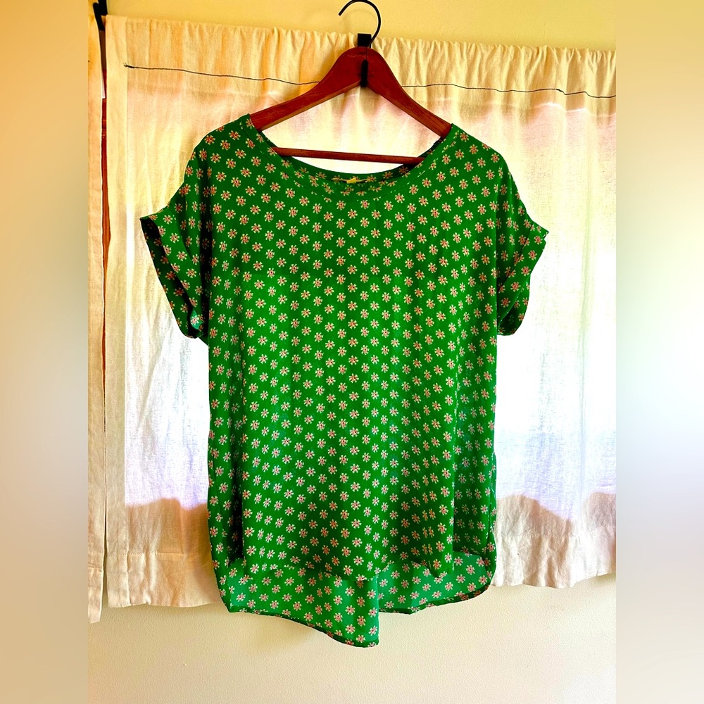 Green Top size Small